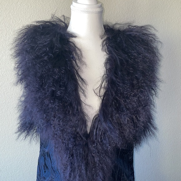 MICHAEL MICHAEL KORS MONGOLIAN LAMB FUR VEST Price firm - Picture 8 of 15